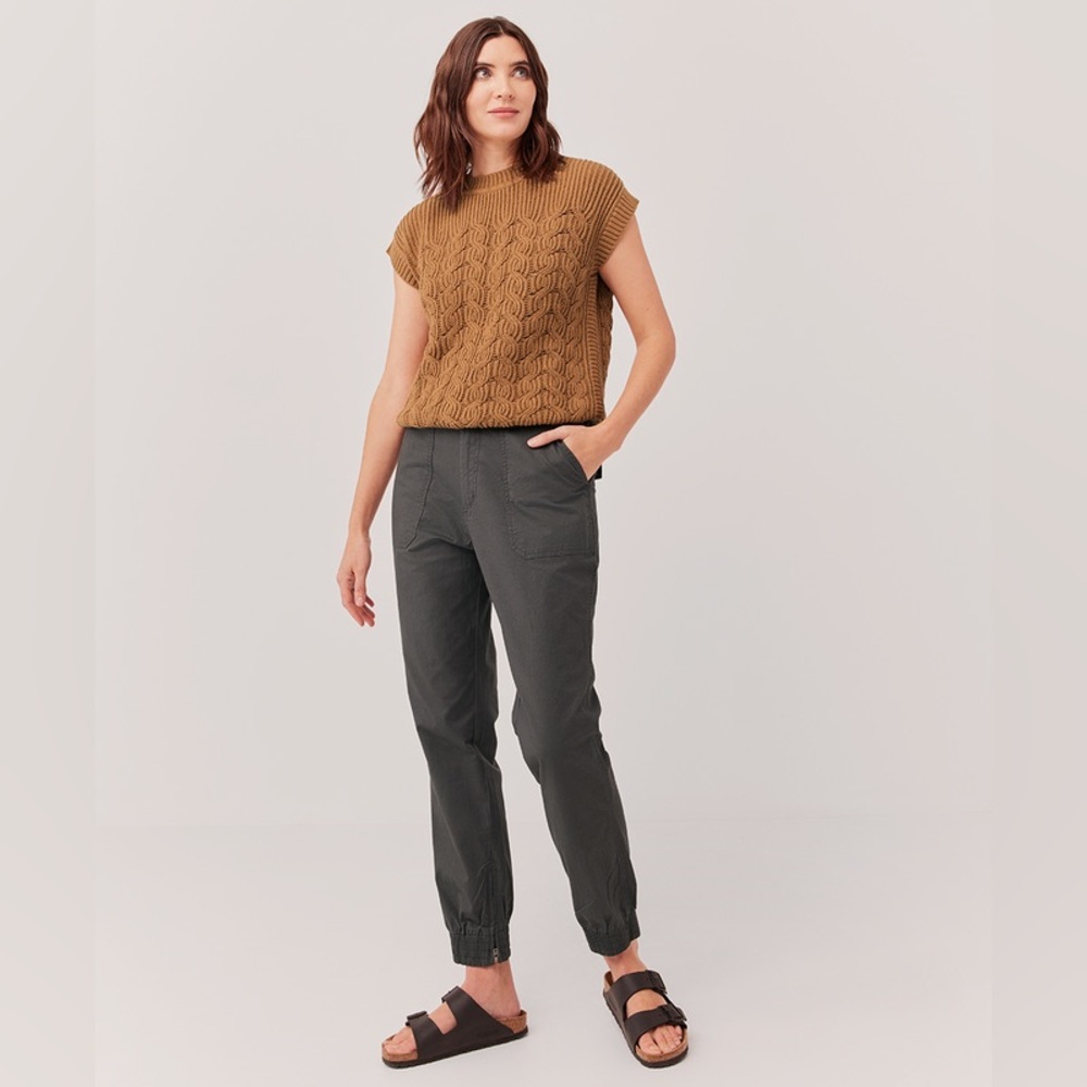 NWT Pact Women’s Storm Woven Utility Joggers